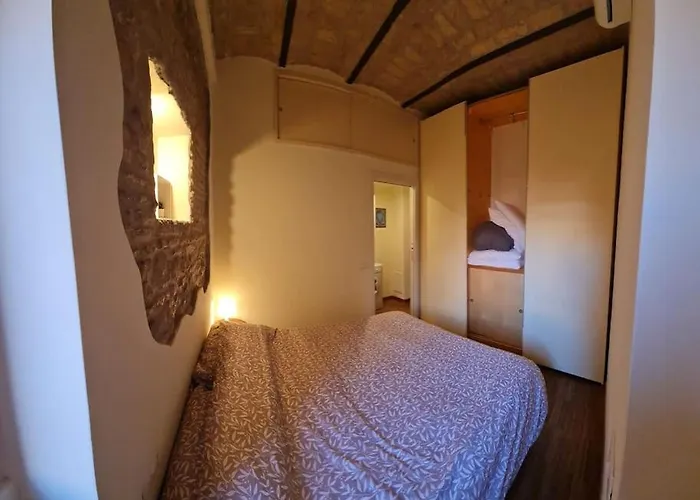 Julia nel cuore di Trastevere